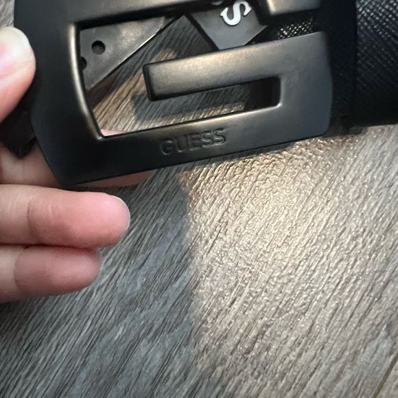 Guess belt with logo G - Picture 2 of 6